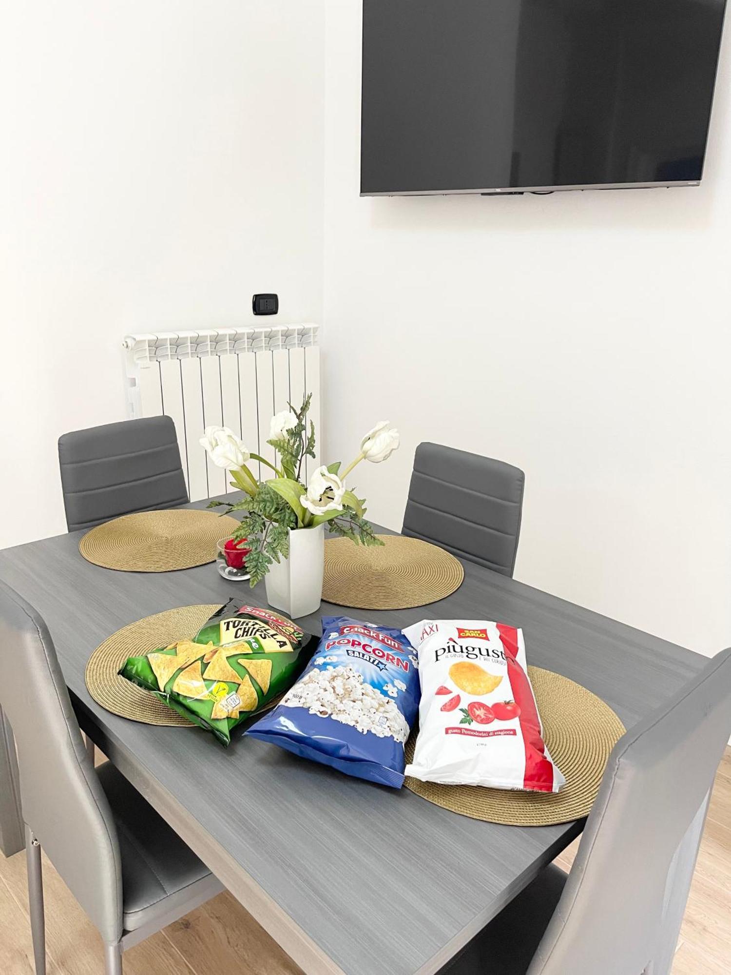 Apartament Ampio Bilocale Zona Navigli Mediolan Zewnętrze zdjęcie