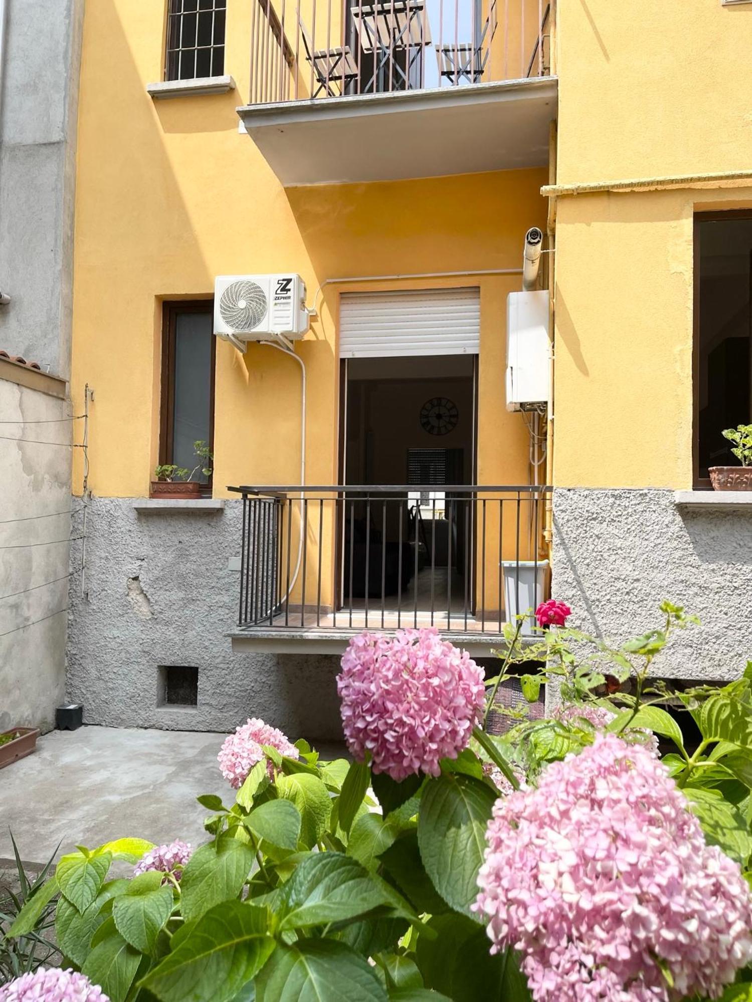 Apartament Ampio Bilocale Zona Navigli Mediolan Zewnętrze zdjęcie